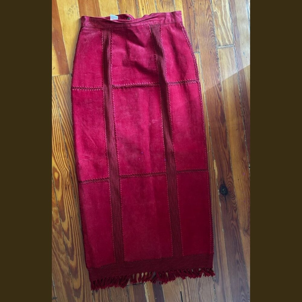S.M.H. Vintage Western Red Suede Leather Crochet Fringe Boho Maxi Skirt sz. 6